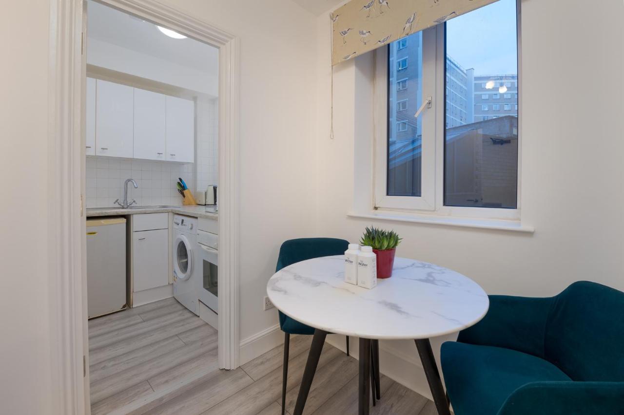 Capital Apartment 4 Chelsea Cloisters London Exterior photo